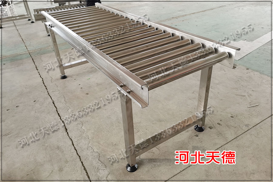 滾筒輸送機
